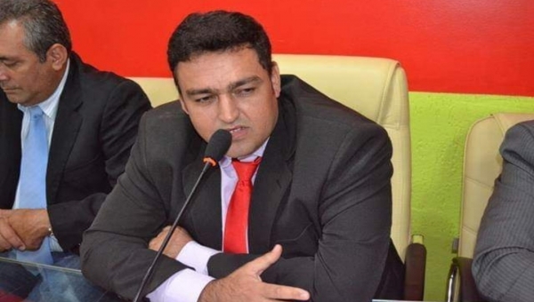 Ex-presidente da Câmara de Plácido de Castro é condenado pela Justiça por improbidade administrativa